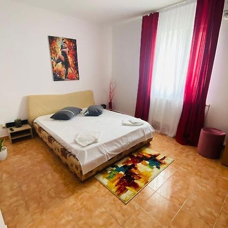 Hotel Casa Ana Bucarest Esterno foto