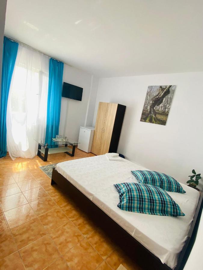 Hotel Casa Ana Bucarest Esterno foto
