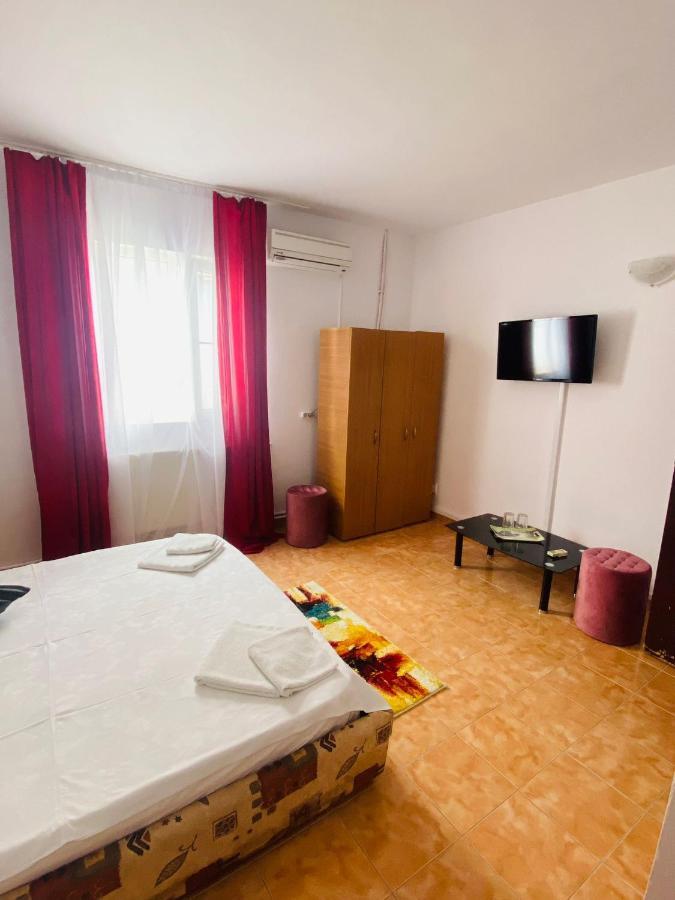 Hotel Casa Ana Bucarest Esterno foto