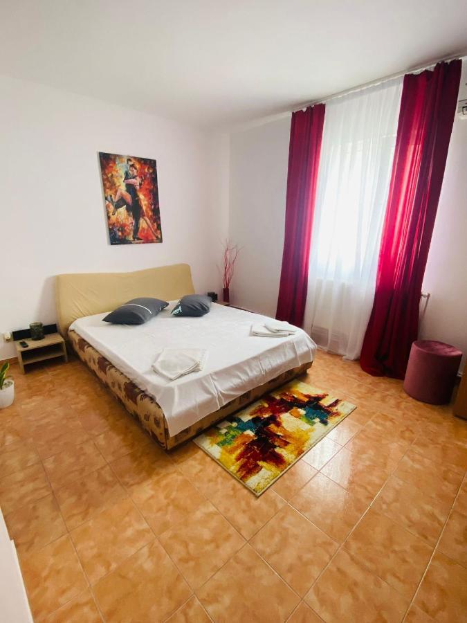 Hotel Casa Ana Bucarest Esterno foto